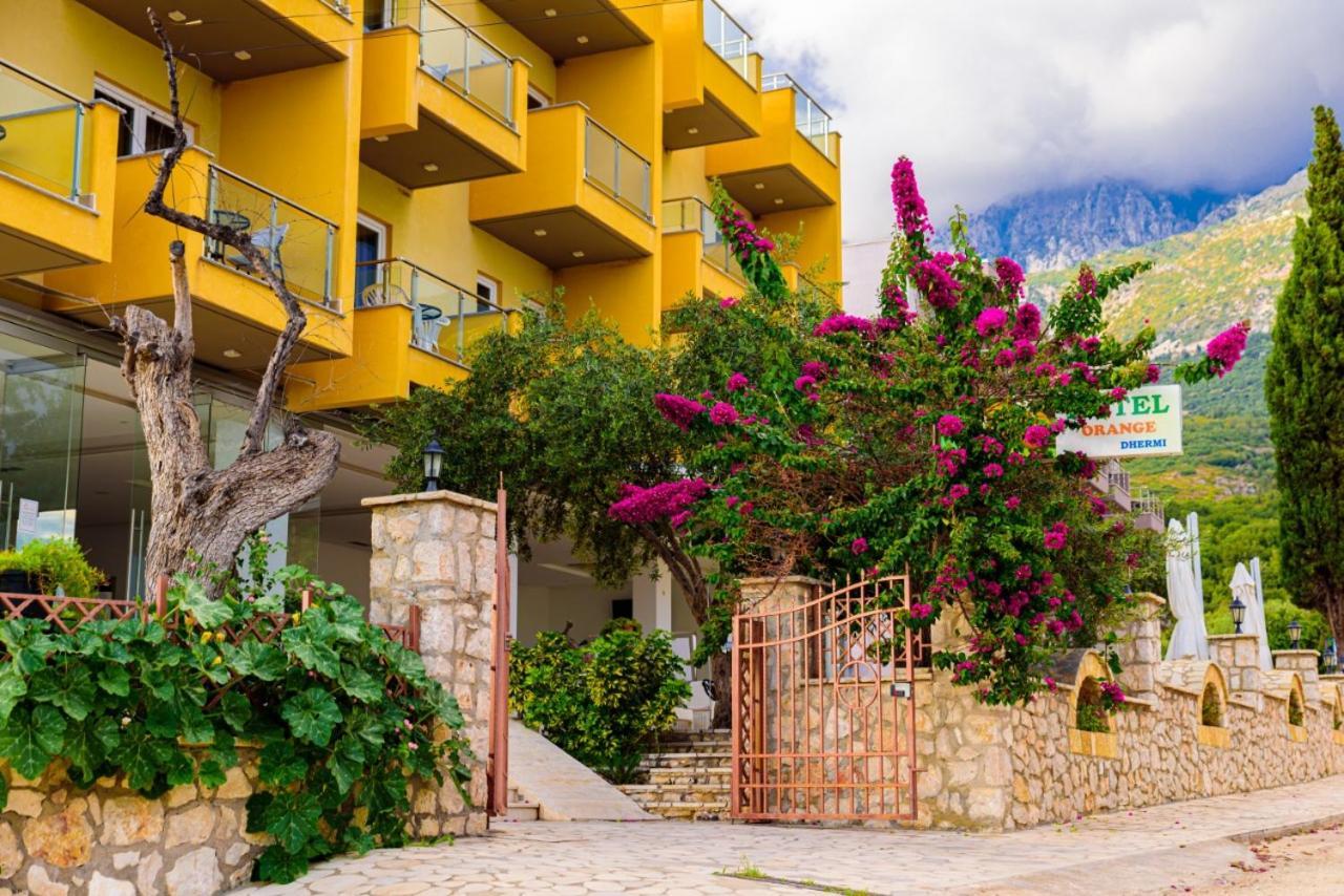 Hotel Orange Dhërmi Esterno foto