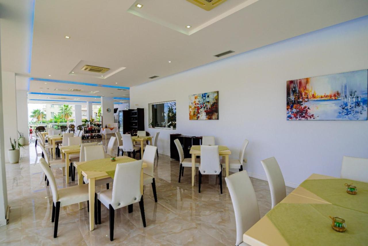 Hotel Orange Dhërmi Esterno foto