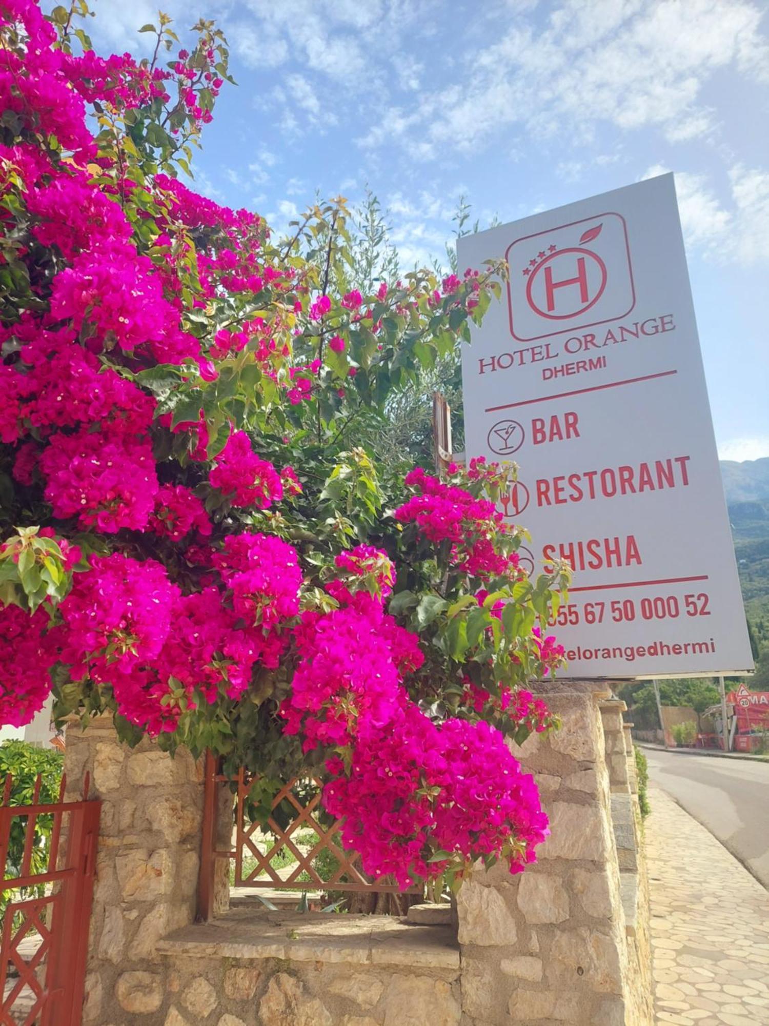 Hotel Orange Dhërmi Esterno foto